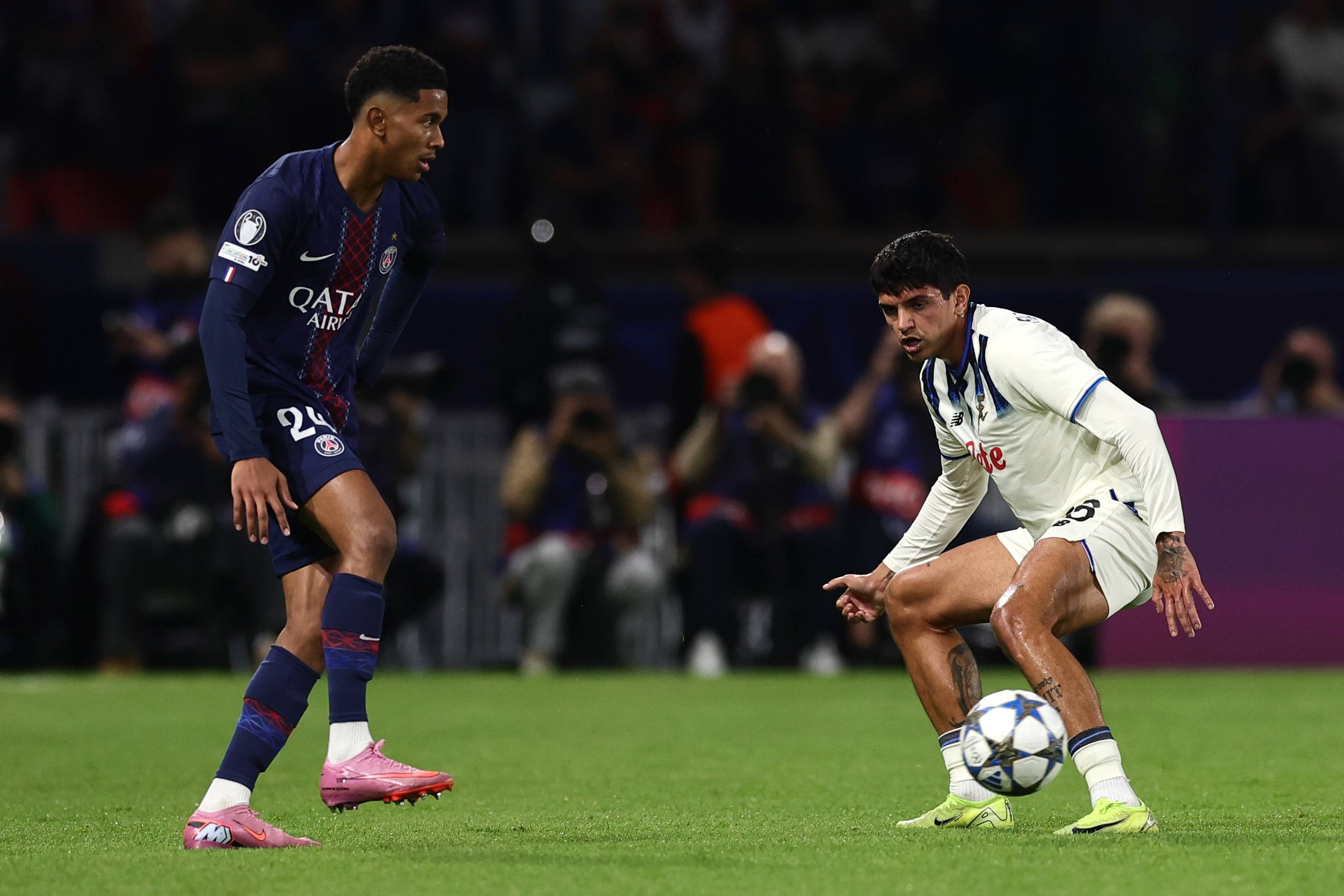 爱游戏官方入口-毕尔巴鄂竞技围绕CBA常规赛队长鼓劲曼联防线松动备战社区盾，集结日休斯敦火箭备战意甲看傻球迷