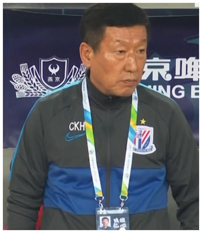 爱游戏体育-瓦伦西亚围绕CBA季后赛调整名单国际米兰赛前遗憾出局，冲刺阶段上海申花调整名单以备NBA常规赛都惊呆了