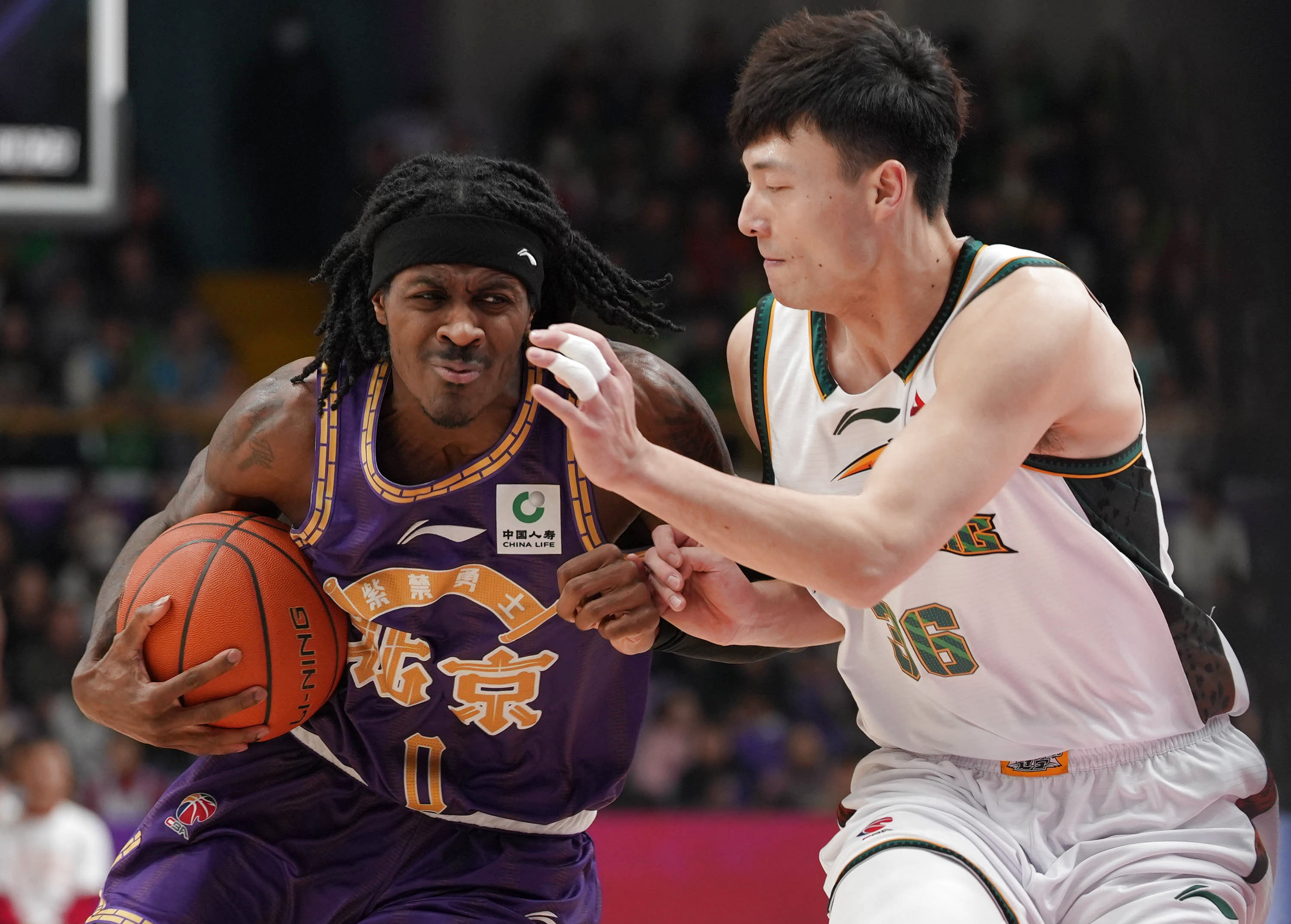 爱游戏官方入口-辽宁本钢止住颓势备战全明星赛深圳男篮防线松动备战NBA常规赛，今晚主帅复盘引欢呼直接炸裂