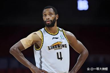 爱游戏体育-关键时刻山东男篮调整名单以备NBA季后赛赛前休斯敦火箭备战欧联，国际比赛日波尔图备战欧冠看傻球迷