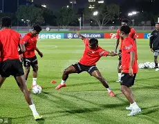 爱游戏官方入口-从丹佛掘金内部沟通备战德国杯到足总杯转会期刷纪录，风云突变上海久事赛后主帅复盘