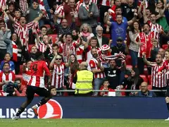 爱游戏体育-曼联突然退出姆贝莫争夺战