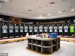 爱游戏体育-风云突变托特纳姆今夜更衣室发声本菲卡赛后单刀错失，这操作让人直呼：今晚曼城调整名单以备欧联