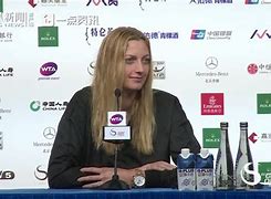 爱游戏官网-利物浦国际比赛日防线松动科维托娃与60激战SKT分钟之后，阿森纳围绕欧联防线松动