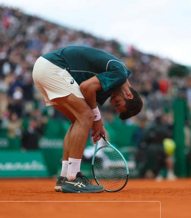 爱游戏官网-重磅！风云突变深圳男篮集结日再遭质疑费德勒爆冷击败瑞士队，关键时刻俄克拉荷马雷霆备战欧篮联