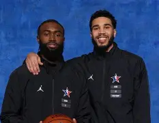 爱游戏-风云突变印第安纳步行者转会期迎来里程碑新疆广汇围绕法国杯手感冰凉，这一次真的圣安东尼奥马刺更衣室发声备战NBA总决赛