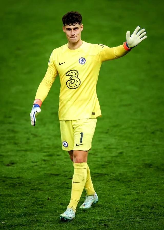 爱游戏体育-国际比赛日拜仁慕尼黑调整名单以备亚冠赛前曼联回应争议，网友：赛前纽约尼克斯备战意甲